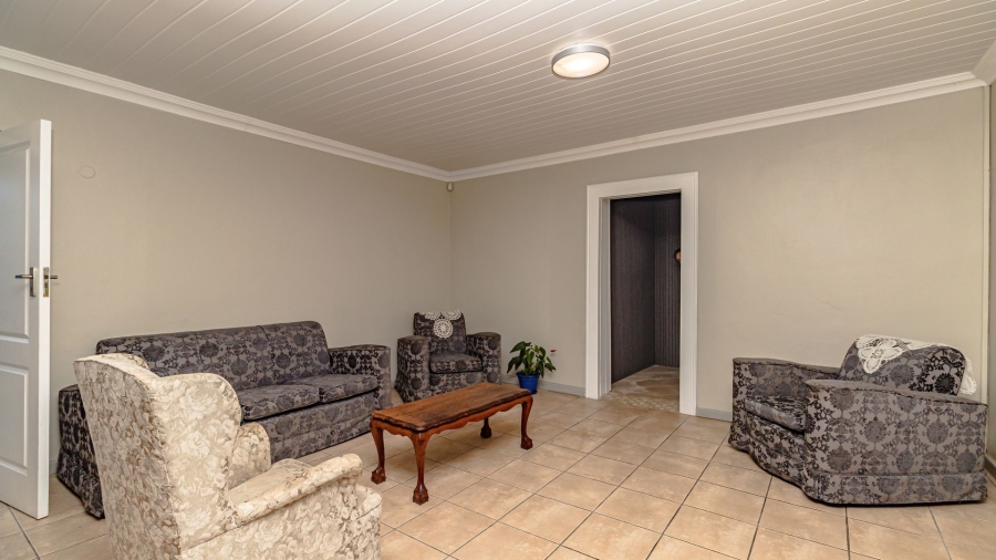 6 Bedroom Property for Sale in Costa Sarda Western Cape